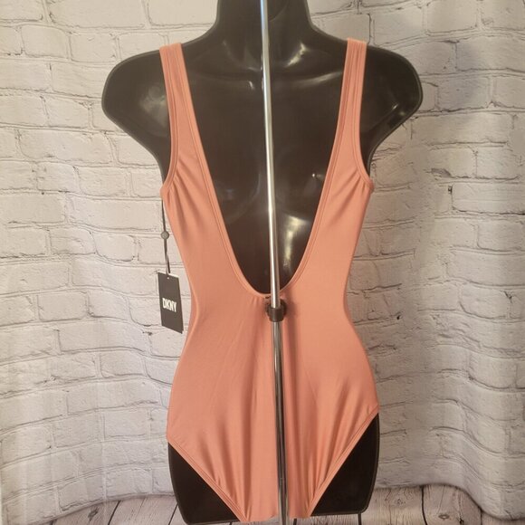 DKNY Peek-a-Boo Twist One-Piece Swimsuit - Picture 5 of 7